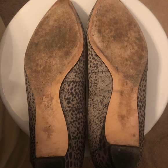🔥Talbots Animal Print Flats - Picture 4 of 5